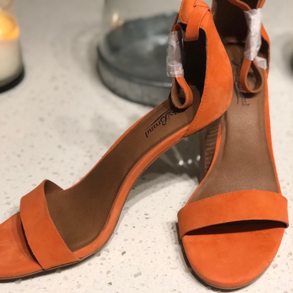 Spring/Summer Heels - Picture 6 of 6